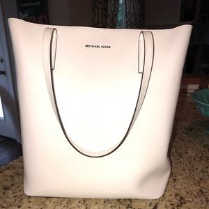 Micheal kors handbag